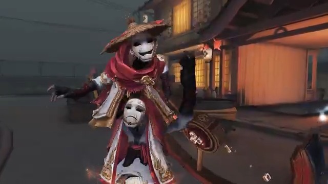 COAⅦ優勝記念衣装を動画で公開! GG戦隊のチームカラーを ベースにした伝統衣装なの! 笠を被ったウィル三兄弟の周りに麻雀の牌が! 三人寄れば文殊の知恵…なの? 灯篭を掲げるメリーさんも 身のこなしが軽くてかっこいいの! 4月3日の登場をお楽しみに♪ #IdentityV #第五人格 #第五人格COA