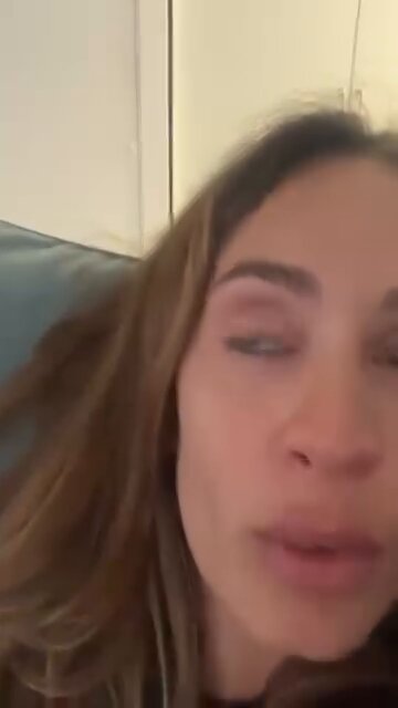 In questo video è troppo Julia Roberts!!