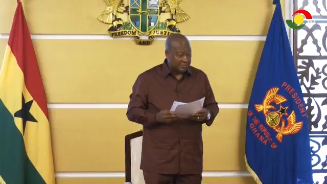 President Mahama has assured the Ghana Armed Forces that his administration is working hard to clear the food crisis that has hit the Ghana Armed Forces as a result of some 275 million in indebtedness to suppliers. #TV3GH