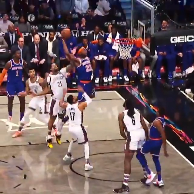 6 Years Ago Today — 2nd-Round Rookie Mitchell Robinson BREAKS OUT with a 19 PTS 21 REB performance!