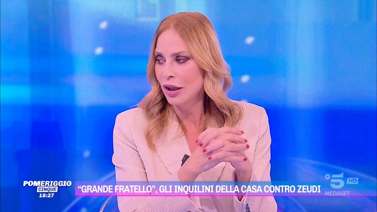 #GrandeFratello, Stefania Orlando: "Una fan di Zeudi mi ha scritto delle cose molto gravi" #Pomeriggio5