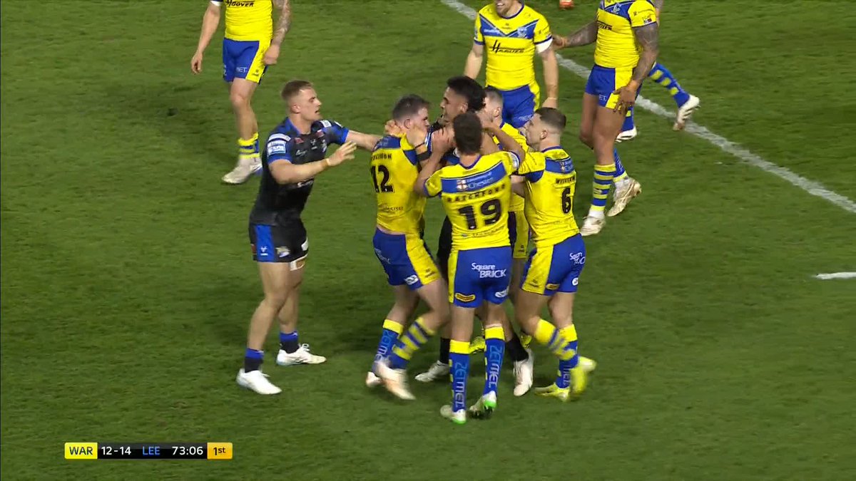 Things are heating up in Warrington 🔥 Keenan Palasia is sin-binned for a high tackle 👀