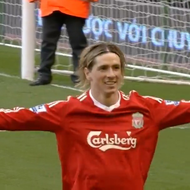 On this day in 2010, a Fernando Torres classic for Liverpool against Sunderland. 💥