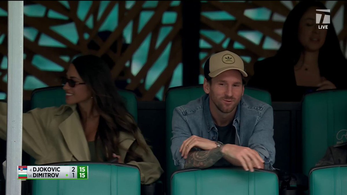 Messi was in the house to watch Novak Djokovic in the Miami Open. 🐐🎾