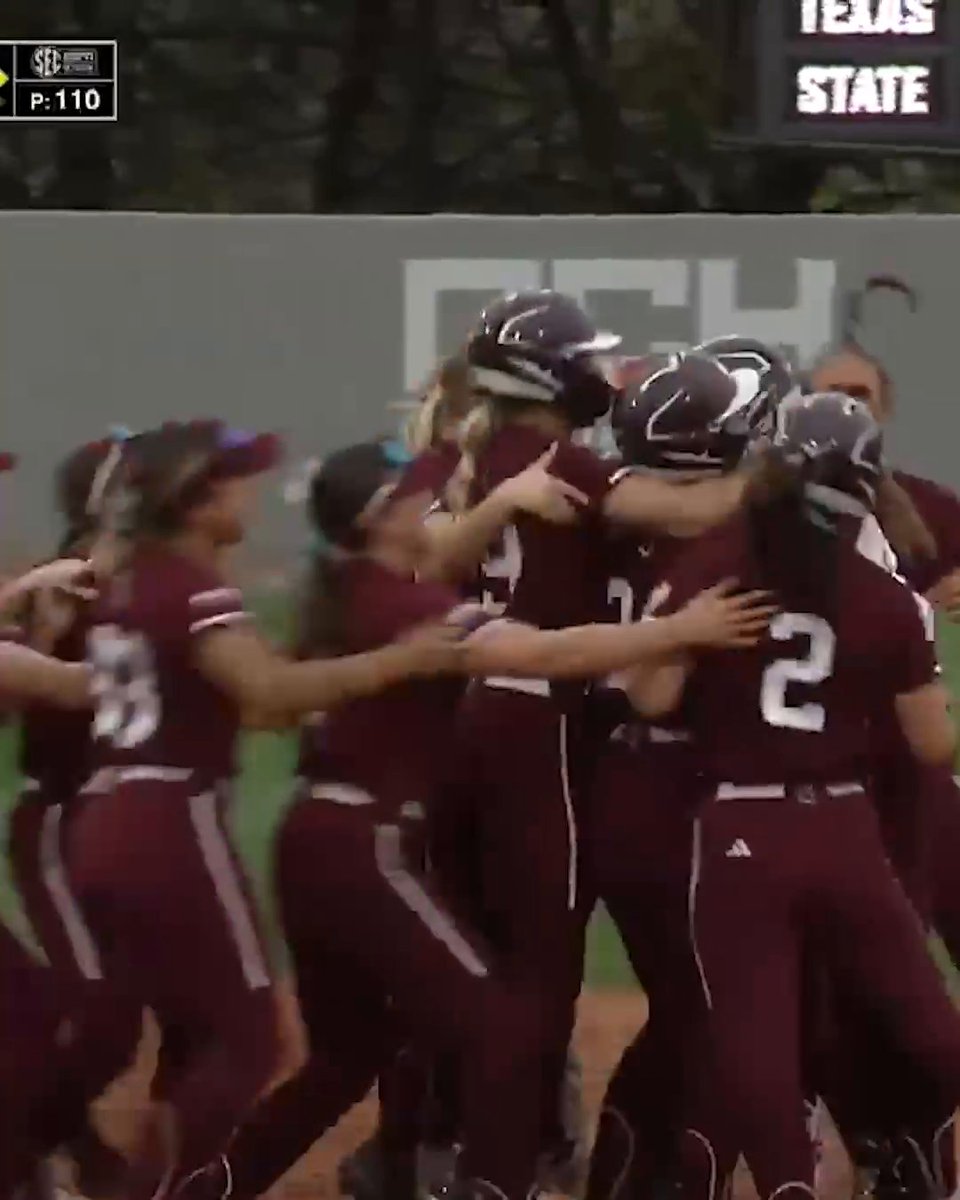 MISSISSIPPI STATE WALKS IT OFF VS. NO. 1 TEXAS 😱 Mississippi State Softball