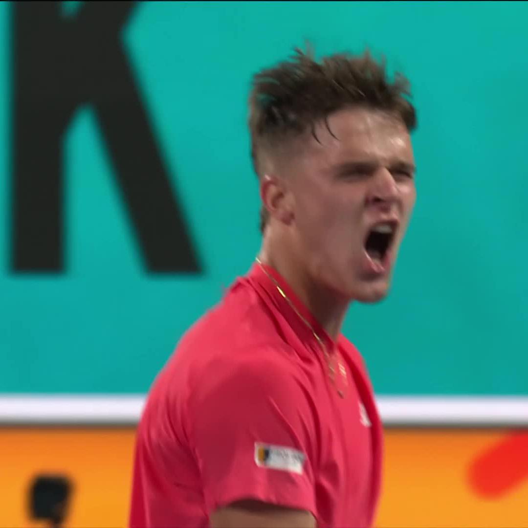 MASTERFUL MENSIK 😱 The moment Jakub Mensik defeated Fritz to become the first Czech to reach a Masters final since 2015! #MiamiOpen