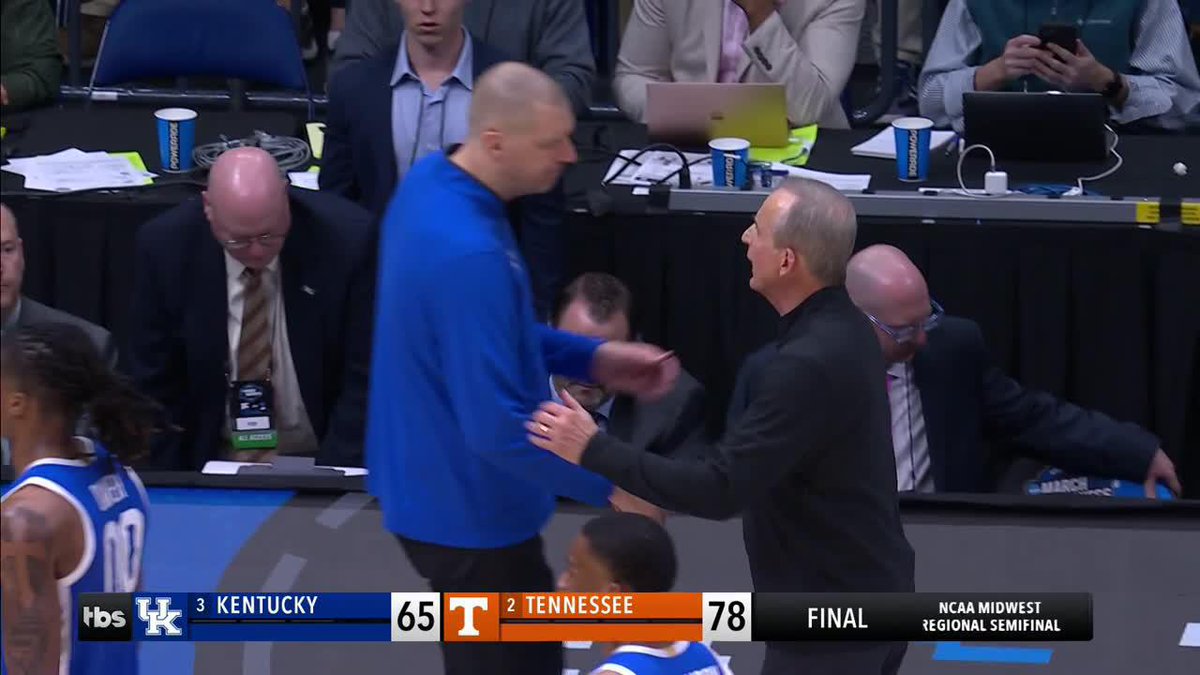 The Vols take down Kentucky to punch their Elite 8 ticket 🎟️💪
