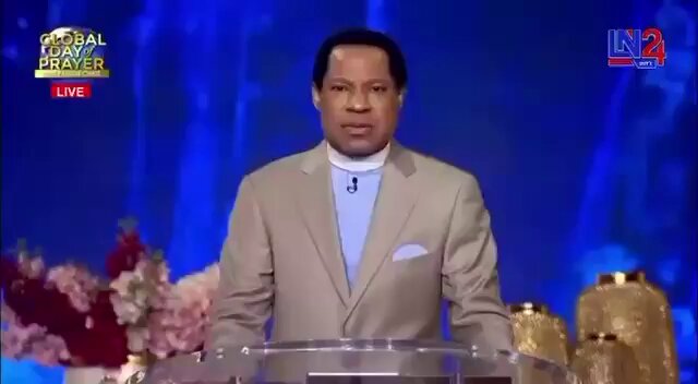 Pastor Chris Oyakhilome: “Let there be peace in Zimbabwe.”