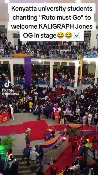Even before Kahariri and Haji arrived home after threatening Kenyans with a dead snake, Comrades from Kenyatta University were already chanting RUTO MUST GO Louder than before. Bwana they will not believe!