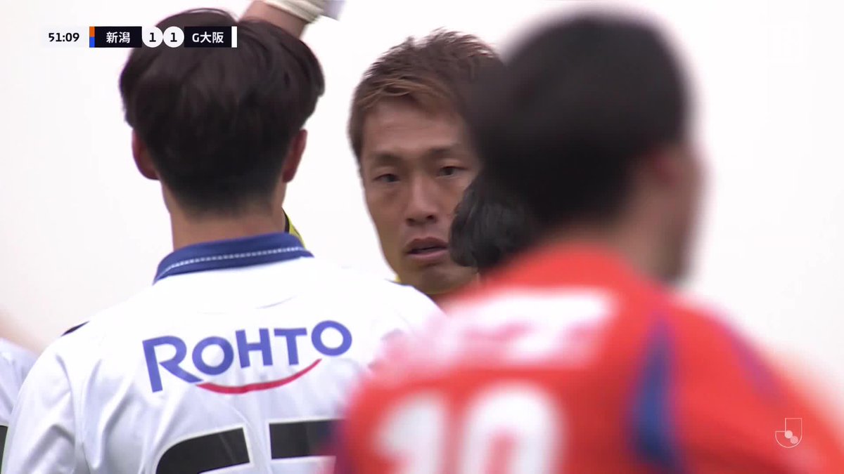 さすが青黒の守護神 狙い澄ました #小野裕二 のシュートを #一森純 がスーパーセーブ! 🏆明治安田J1リーグ第7節 🆚新潟×G大阪 🆓#DAZN で無料配信中 #無料だぞーん 視聴はこちら⏩ #Jみようぜ #Jリーグ #新潟G大阪