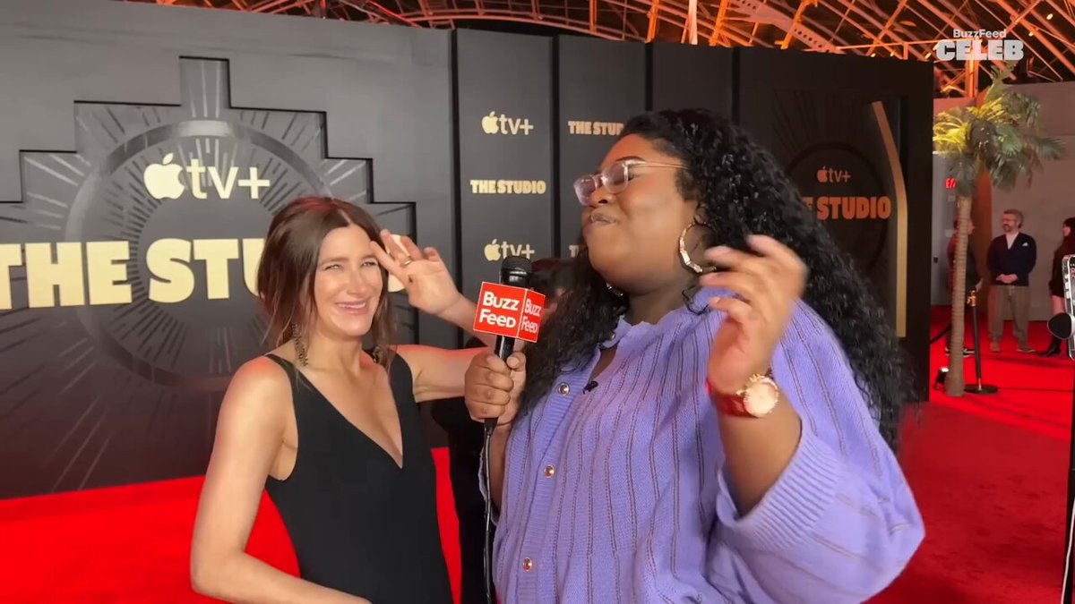 kathryn hahn knowing she has rizz and is now officially deemed mother rizz.