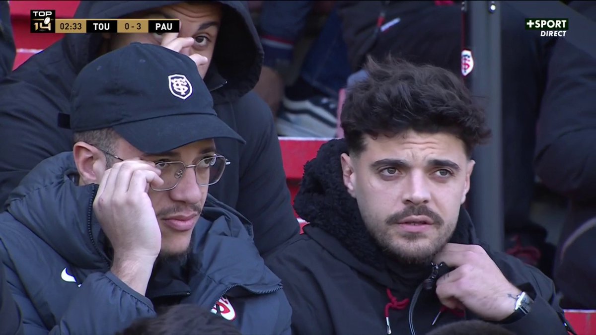 Les frères Ntamack en tribunes 👀 #STSP