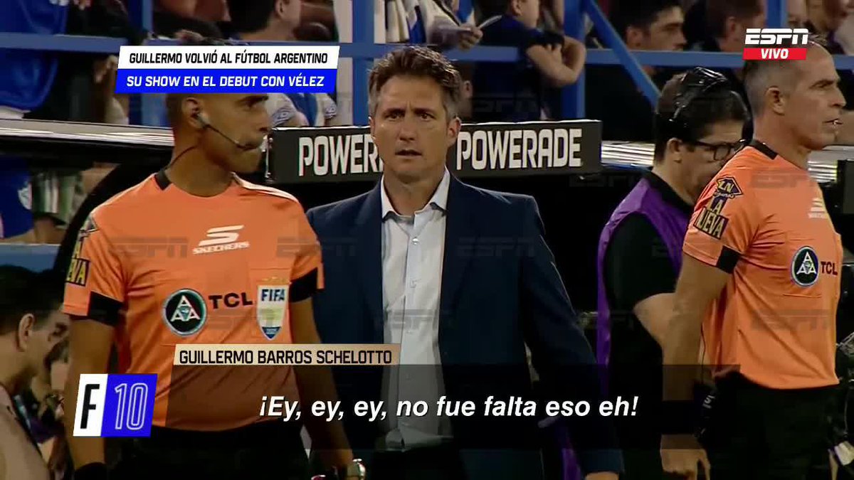 La INTENSIDAD de Guillermo Barros Schelotto en su primer partido como DT de Vélez. “¿Vos tenés familia? Mirame, vos no tenés familia”, le llegó a decir al línea. 7 MINUTOS DE RECLAMOS SIN DESPERDICIO. 😳🇦🇷