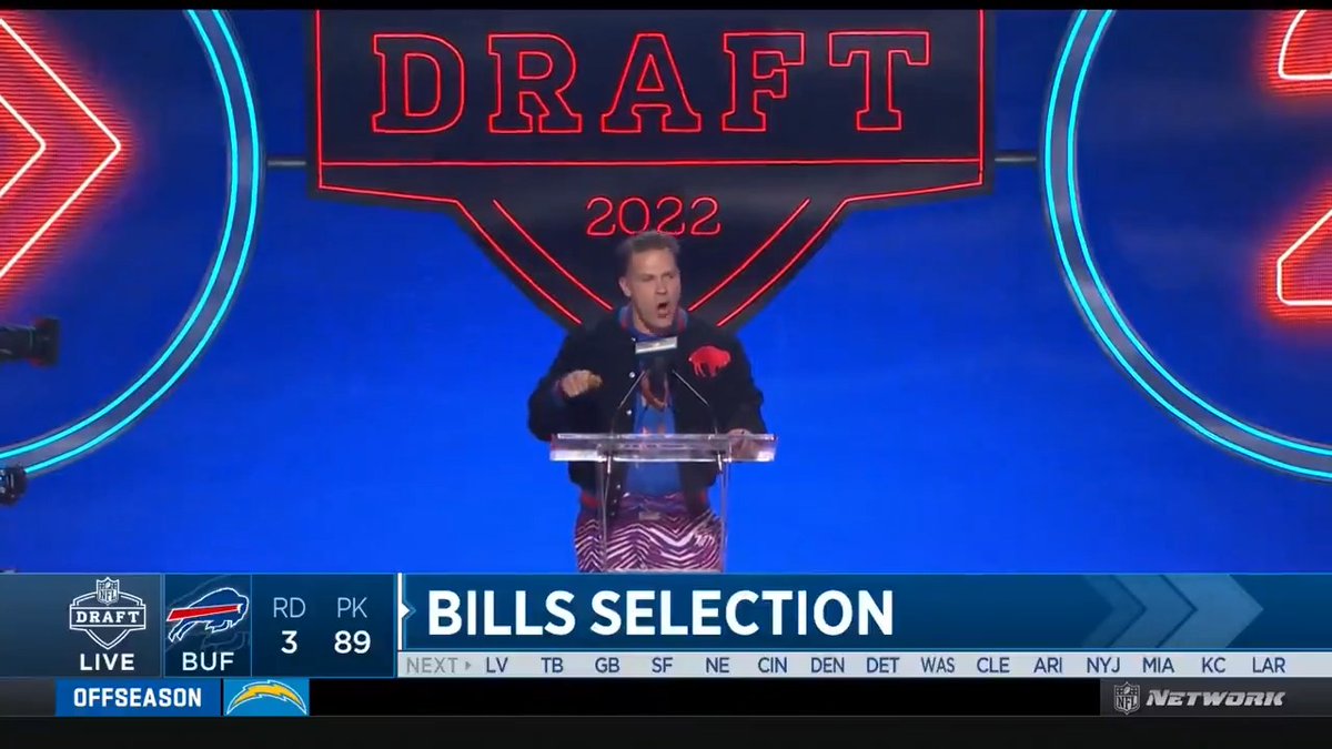 Every Buffalo Bills fan was ready to run through a wall after Kyle Brandt's Draft announcement 🔥 📺: 2025 #NFLDraft – April 24-26 on NFLN/ESPN/ABC 📱: Stream on #NFLPlus