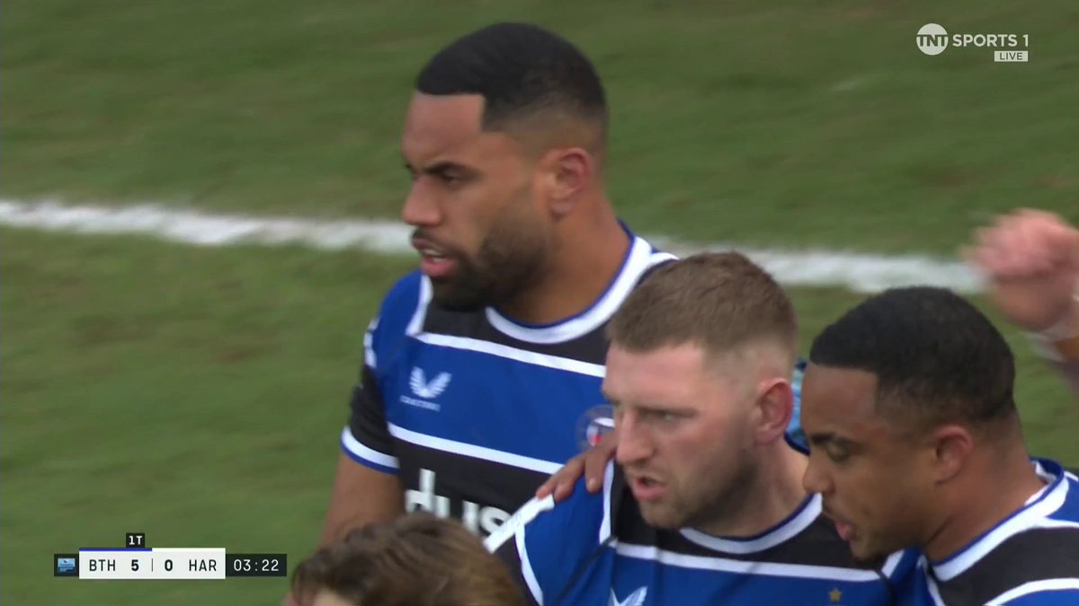 Russell > De Glanville > Cokanasiga Beautiful rugby from Bath Rugby 👌 #GallagherPrem | #BATvHAR