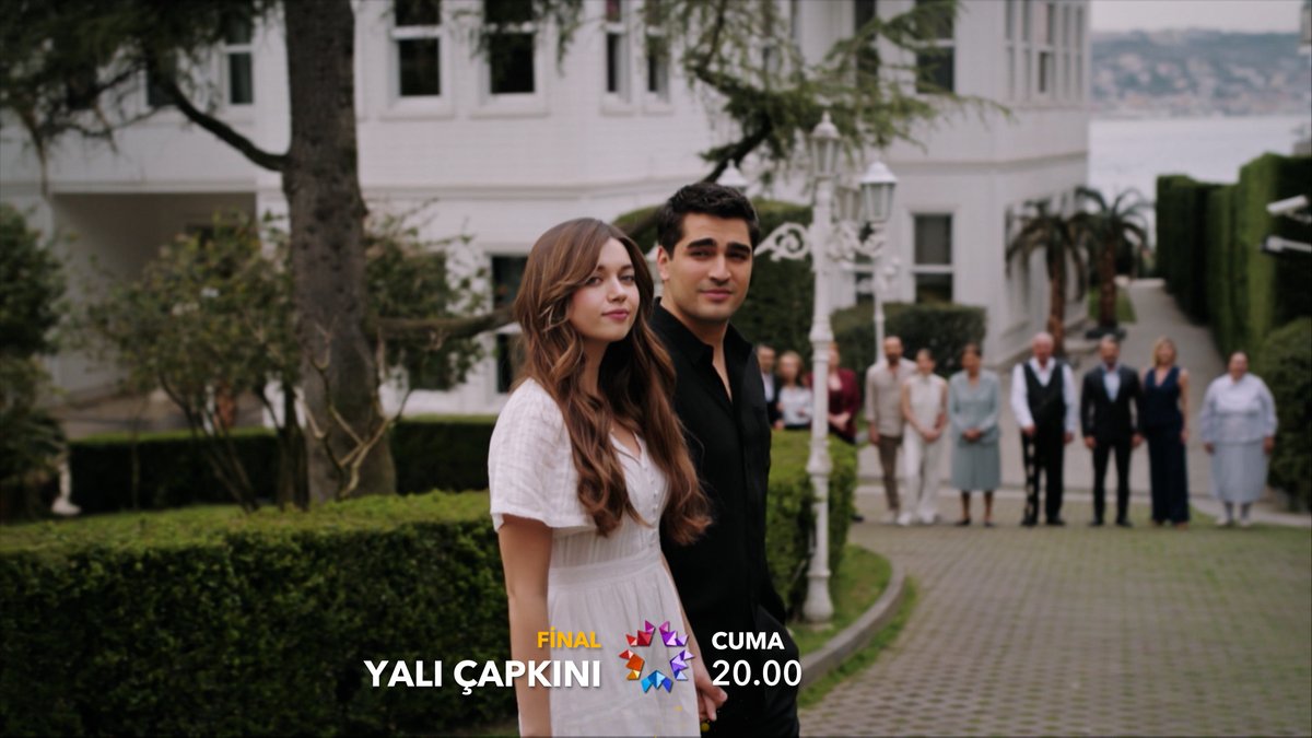 "Sizler kanatlanıp uçsanız da, bizim masalımız burada devam edecek." #YalıÇapkını final tanıtımı! 101. bölüm cuma 20.00'de Star'da! Yalı Çapkını