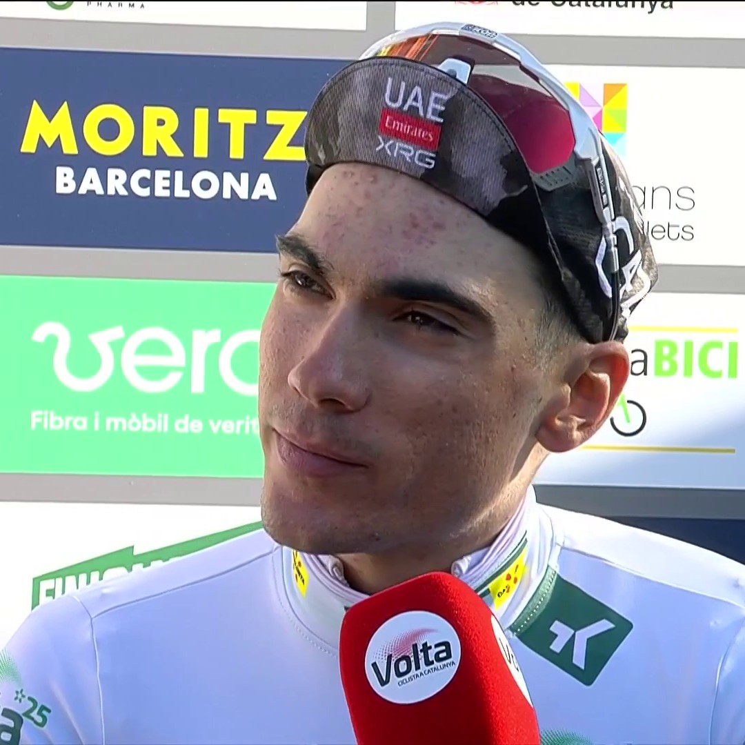 🐔💬 Juan Ayuso, líder de la #VoltaCatalunya104, critica a los corredores que querían cercenar la 6ª etapa en Berga "En el recorrido modificado se podía competir; que solo se hayan hecho 20 km no me parece bien" #LaCasaDelCiclismo