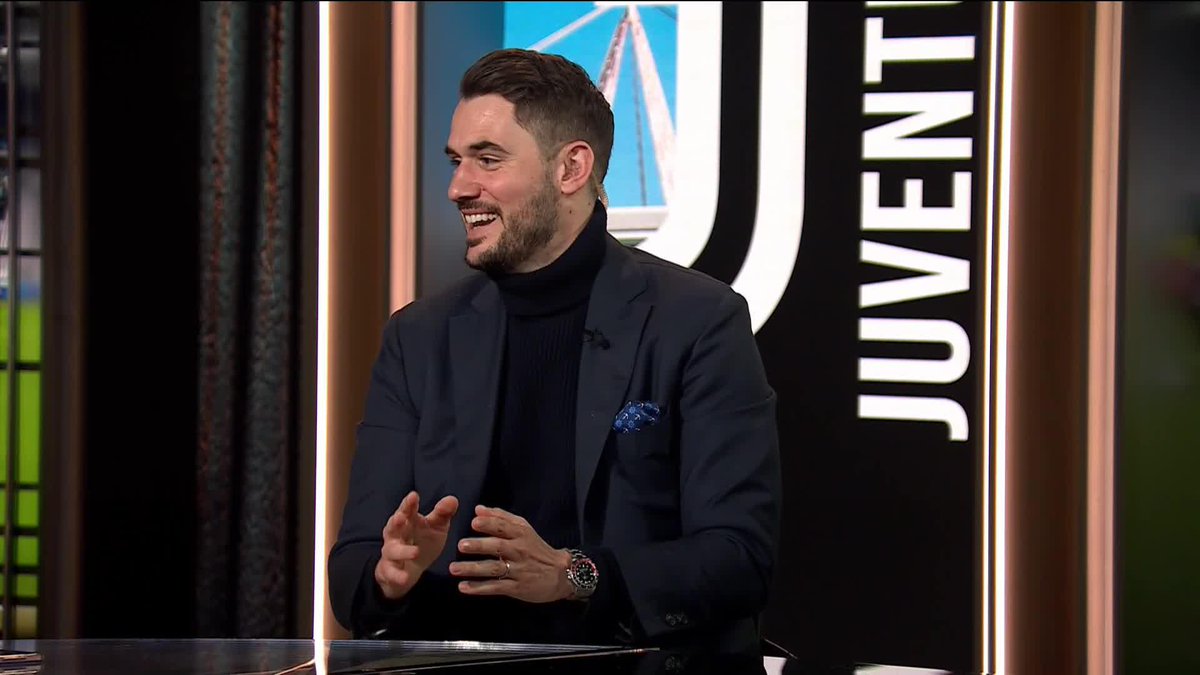 "When you go rob a bank, there's one guy inside robbing and there's another guy driving the car. Giuntoli is the one driving the car. They've only got half the problem." 😅 Poppy Miller, Marco Messina, Matteo Bonetti and Mike Grella discuss Thiago Motta's departure from Juventus 👇