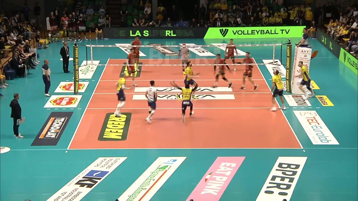 SUPERLEGA 🇮🇹: 💥 Miguel Gutierrez with an absolute BOMBSHELL of a hit! 🚀🔥 🏐 #SuperLega #Volleyball #Pallavolo