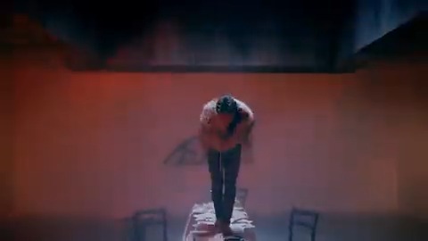 and she remains being iconic til this day