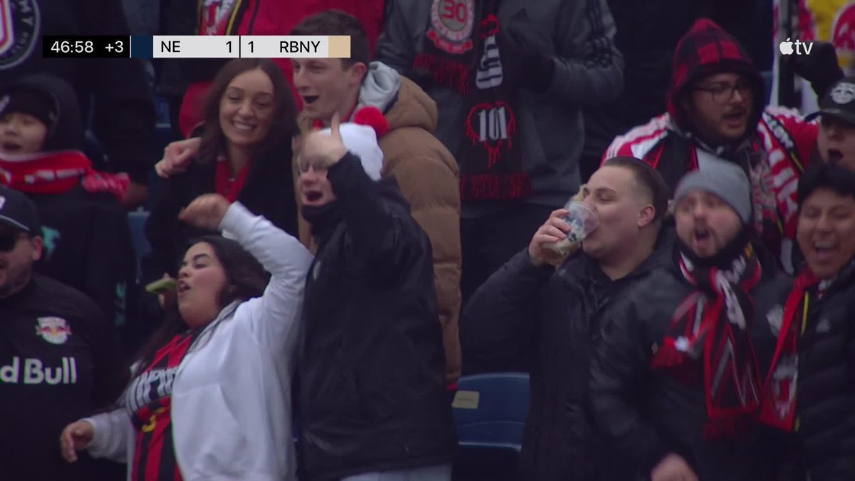 Choupo-Moting equalizes just before half for the Red Bulls. 😮💨
