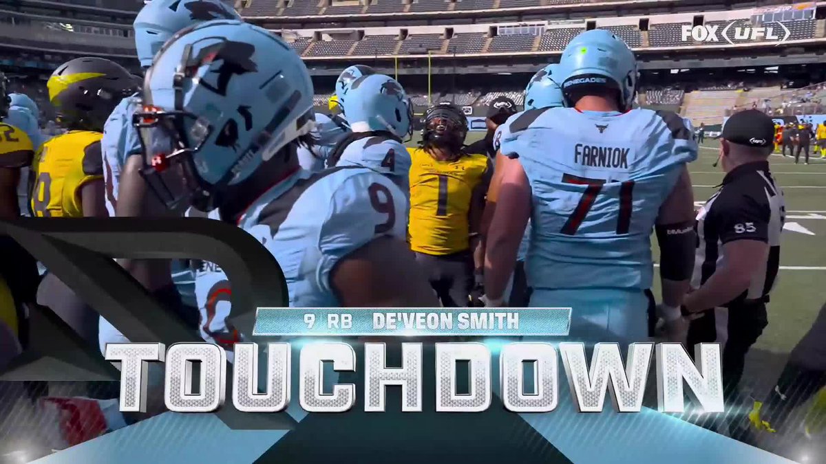 2 snaps, 2 TDs 👏 De'Veon Smith take a bow