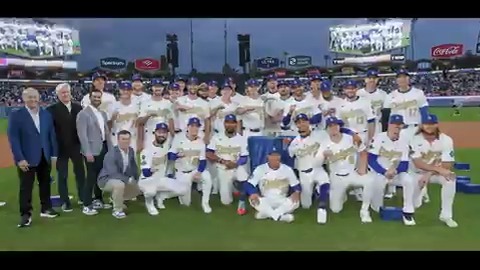 What a way to ring in the new season. 💍