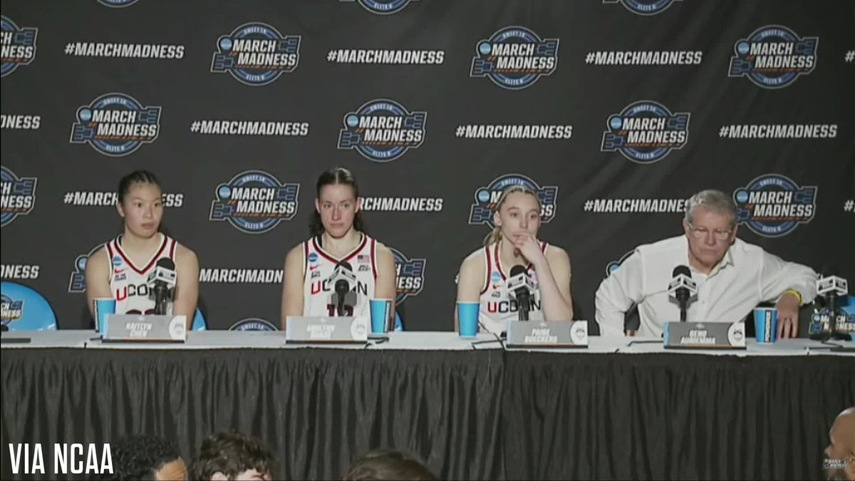 "People see the points, but a large attribution to Sarah, Jana, Ice, the way they were screening for me." Paige Bueckers credits her teammates for helping her get 40 points tonight: