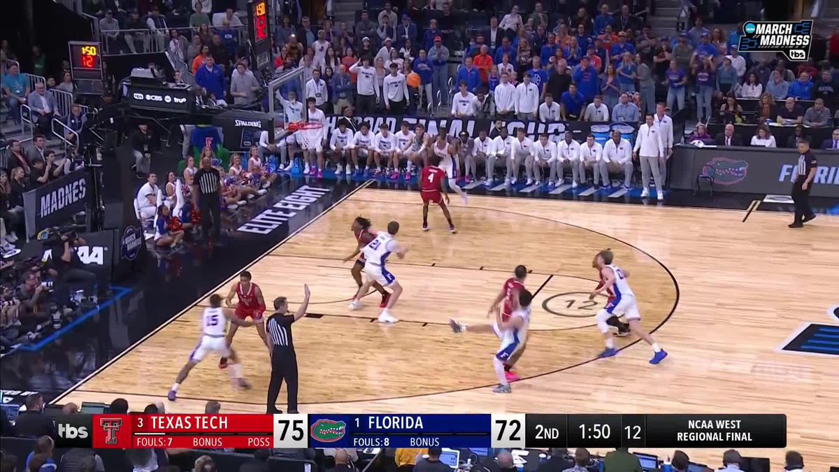 OH MY GOODNESS WALTER CLAYTON 🥶 THIS GAME IS TIED. #MarchMadness