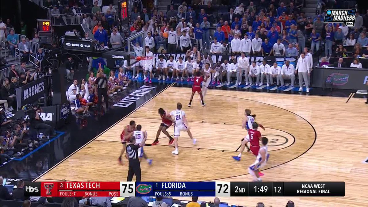 FLORIDA 9-0 RUN TO TIE UP THE GAME!!! 😱