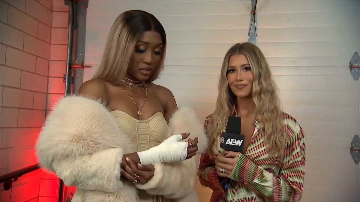 BREAKING: Billie Starkz will be replacing Queen Aminata in the main event against Jamie Hayter due to not being medically cleared, but Serena Deeb thinks that injury could have been avoided. Watch #AEWCollision LIVE on TNT &amp; Max Serena | Queen Aminata クィーンアミナタ | BIG Billie Starkz • ビリー・スタークス