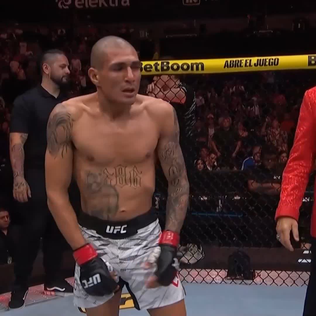 Olé olé México 🇲🇽 se escucha la Arena #UFCMéxico