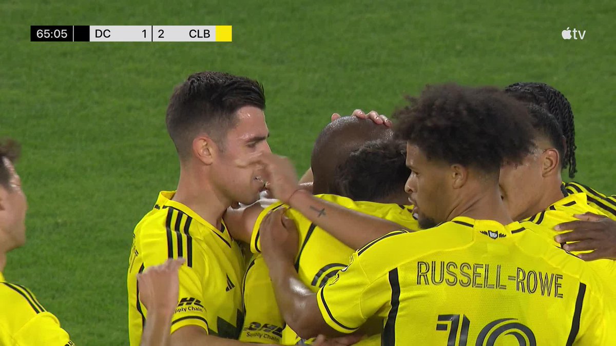 Diego Rossi's second goal of the night is a stunner! 🎯 The Crew take the lead!
