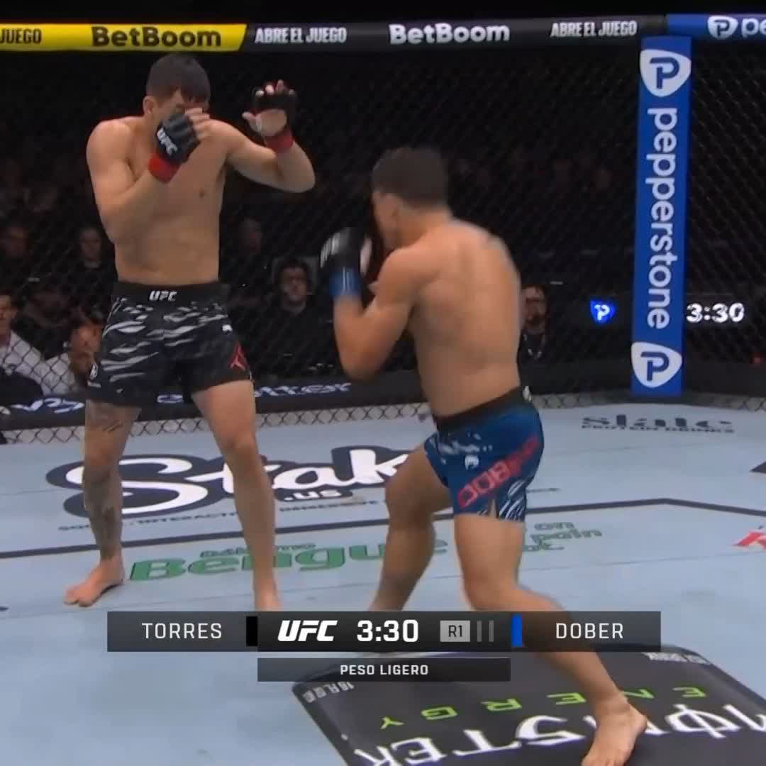 Wooooooow EL LOCOOOO 🧨 #UFCMéxico