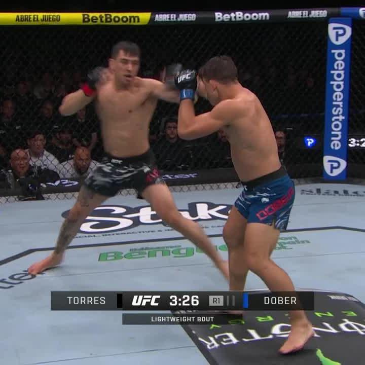 BIG FINISH FOR MANUEL TORRES 💥 #UFCMexico