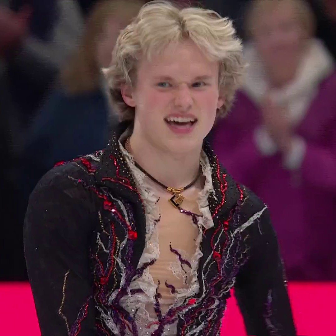 ILIA. MALININ. The Quad God ends #WorldFigure with a SPECTACULAR free skate to win the world title!