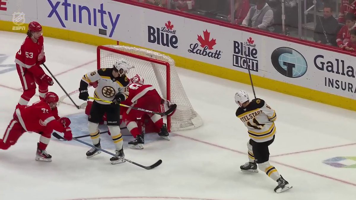 CAM TALBOT COMES UP BIG! 🤯 What a save in the final seconds as the Detroit Red Wings hold on for the W!