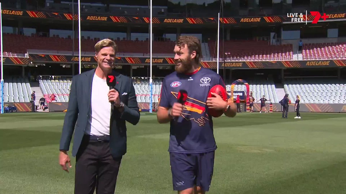 "Unbelievable." Nick Riewoldt spoke to Riley Thilthorpe about his work in the gym last year 👇 #AFLCrowsNorth