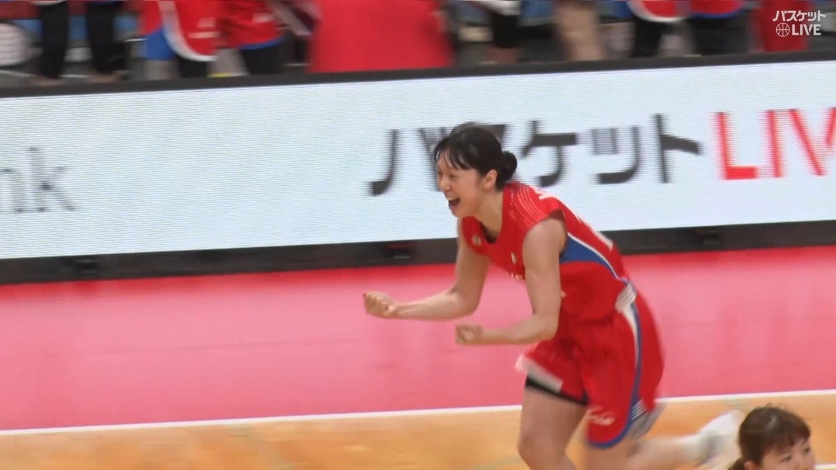 京王電鉄 presents #Wリーグプレーオフ SEMI FINAL #デンソー 🆚 #シャンソン Game2 この試合のデンソーを象徴するプレー💫 昨日3P成功0の #木村亜美 皆が繋いだボールを決めきり喜び爆発💥 視聴は▼ W LEAGUE（Wリーグ） デンソーアイリス/DENSO #ふわふわパッションガード