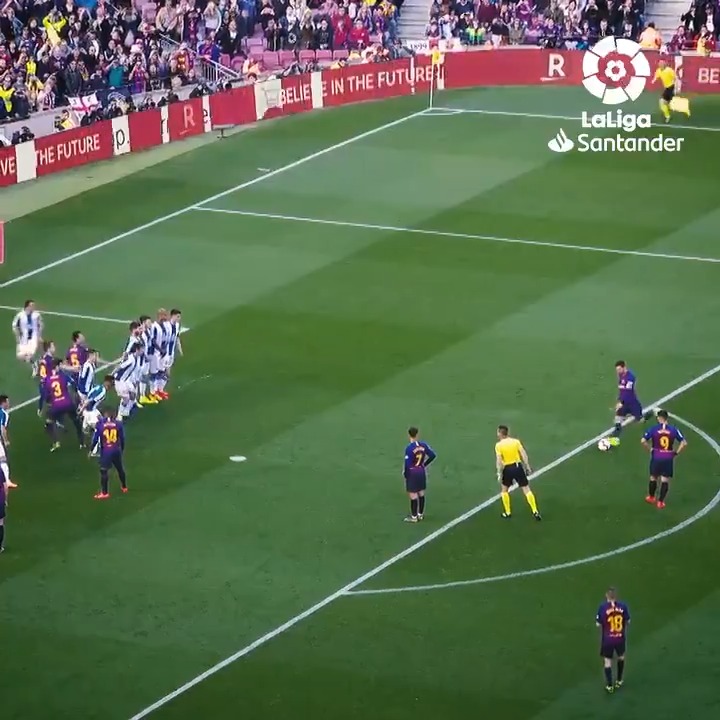 🇦🇷💫 6 years ago today: Leo Messi produced this panenka style free-kick. Class. 🥶