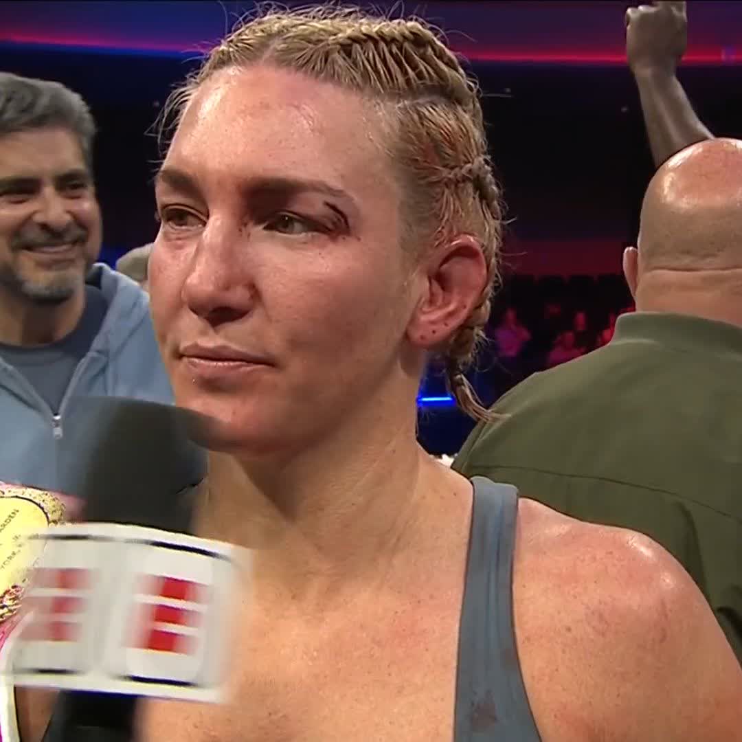 "It's time to go for undisputed" 👑 Mikaela Mayer sets her sights on Lauren Price 👀 #MayerRyan2