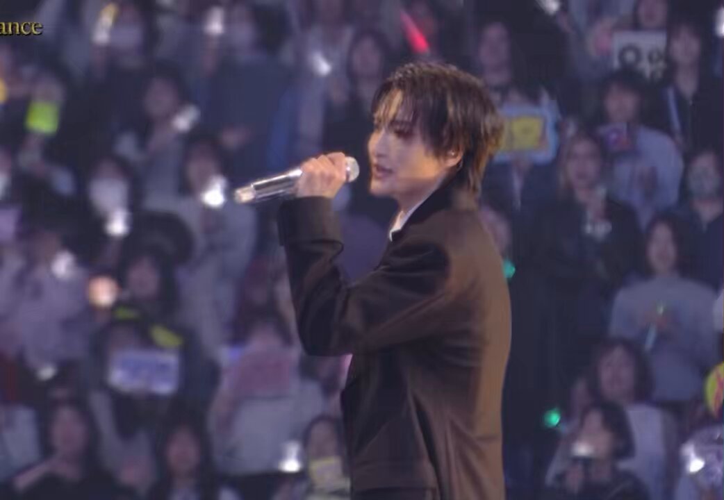 His vocals are just so pretty I actually teared up