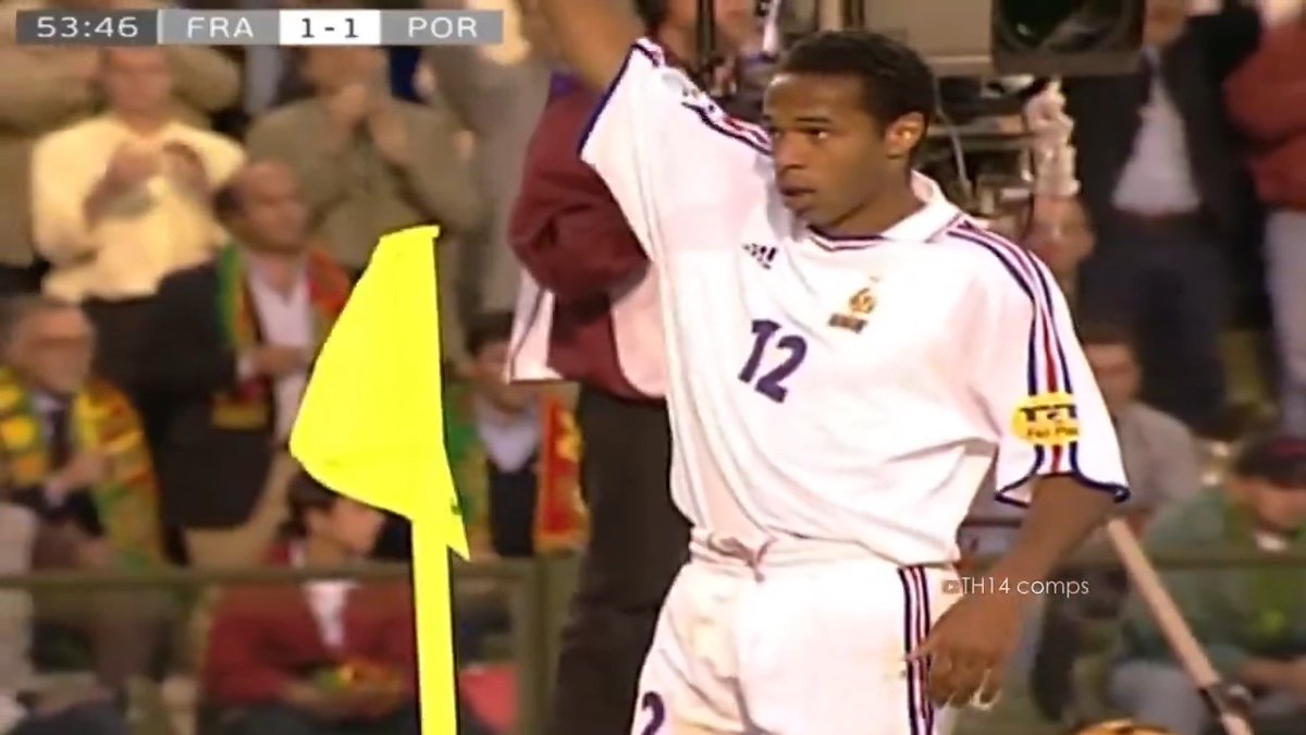 Thierry Henry - Euro 2000 5 games 3 goals 1 assist 3x man of the match 22 years old.