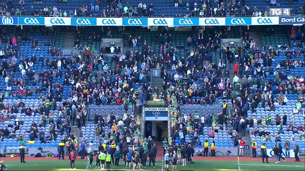 #KILvOFF 'I knew these players had good pedigree, I saw the quality that was in the players'.🗣️ Labhair Declan Kelly agus Mickey Harte linn tar éis an chluiche ceannais Roinn 3. Official Offaly GAA BEO/LIVETG4 AR TG4 📺 Allianz Ireland #AllianzLeagues #GAABEO