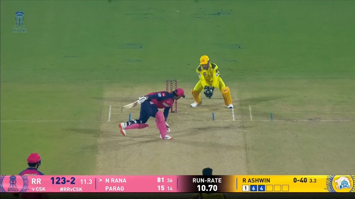 Ashwin 🤝 Dhoni