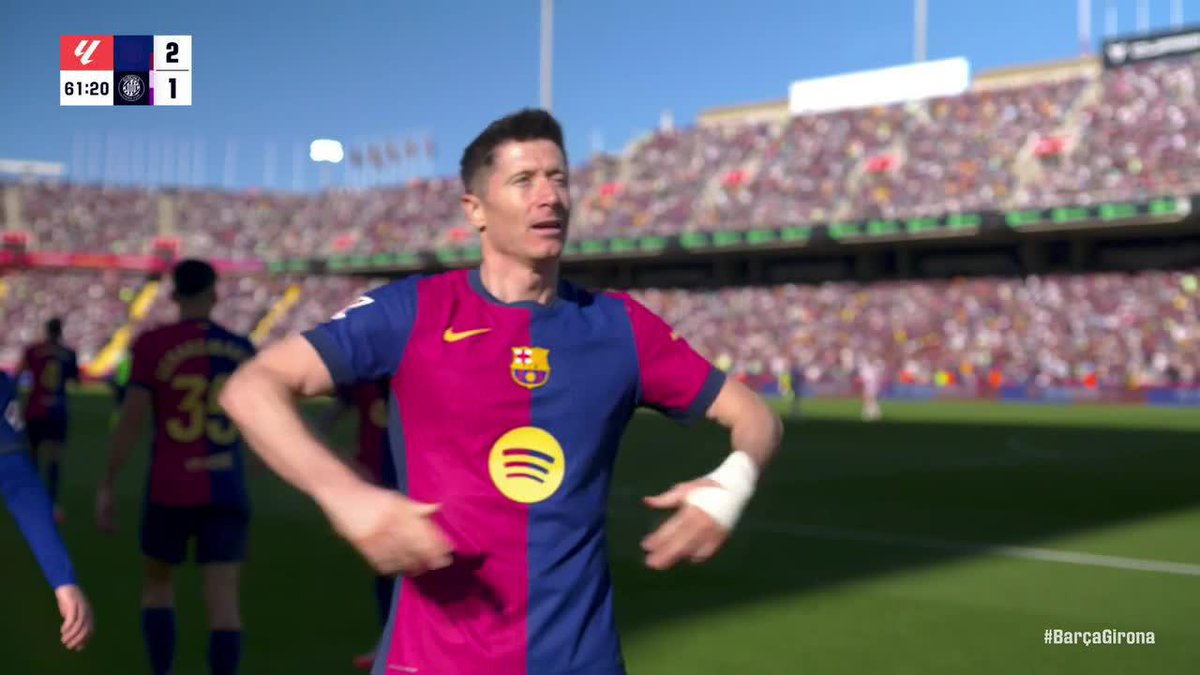 LEWANDOWSKI RESTORES THE LEAD FOR BARCELONA WITH THIS ACROBATIC FINISH!