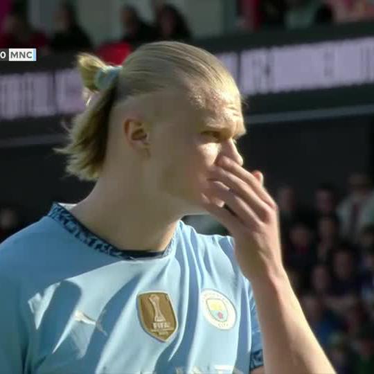 Erling Haaland misses from the spot 😲❌ 📺 Stream #EmiratesFACup on DStv:
