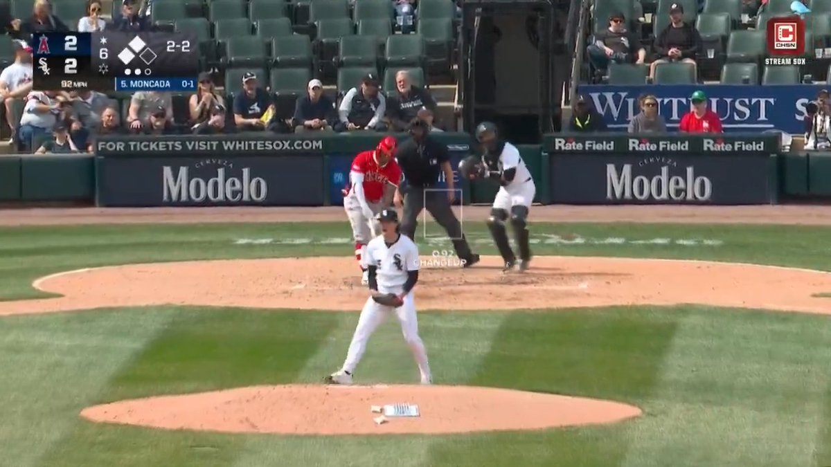 Davis Martin strikes out Yoan Moncada to escape trouble 😤