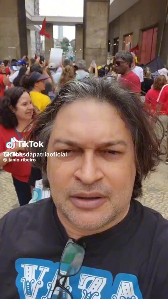 Não tem vergonha que pague . 😂😂😂😂😂😂😂