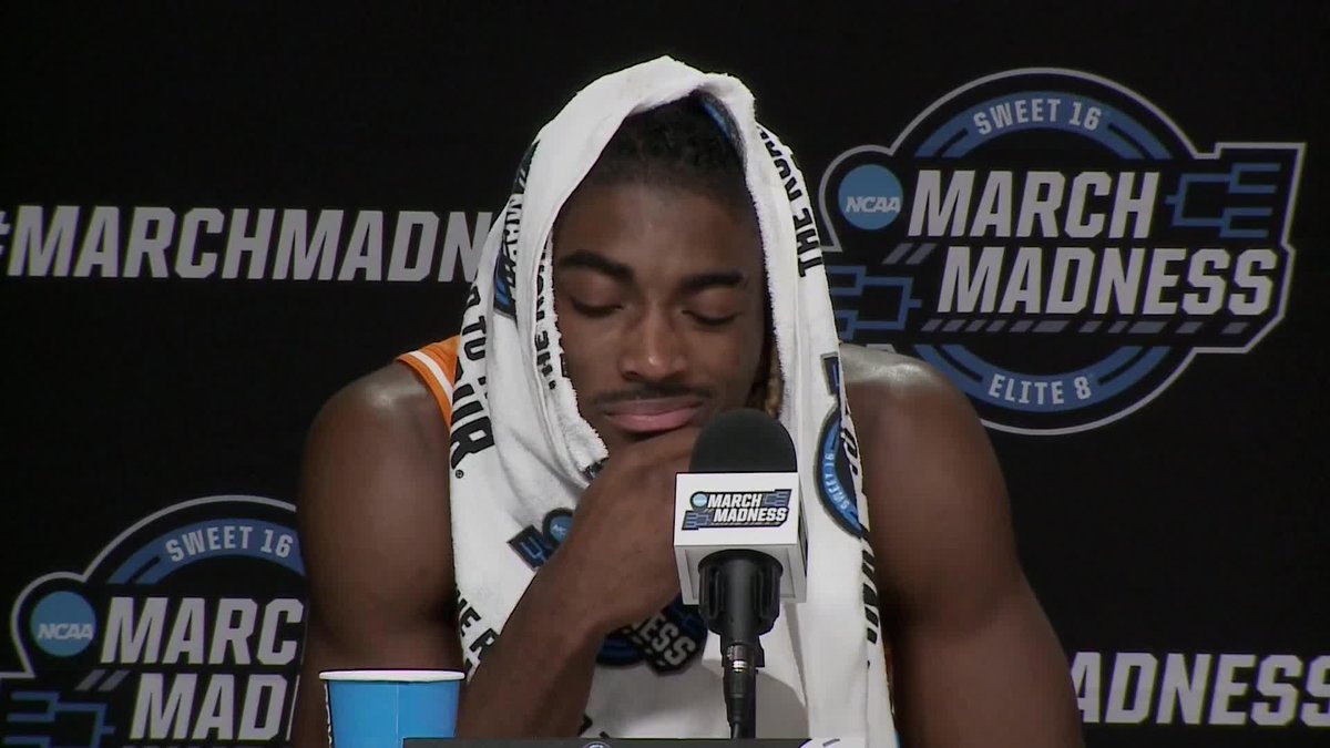 "I just wanted to get there for him" Jahmai Mashack speaks on his bond with Rick Barnes and the Tennessee Basketball squad 🧡 #MarchMadness